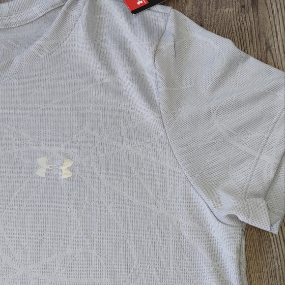 🌲10 for 100$🌲.Under Armour Women's Gray athletic top shirt - Picture 2 of 4